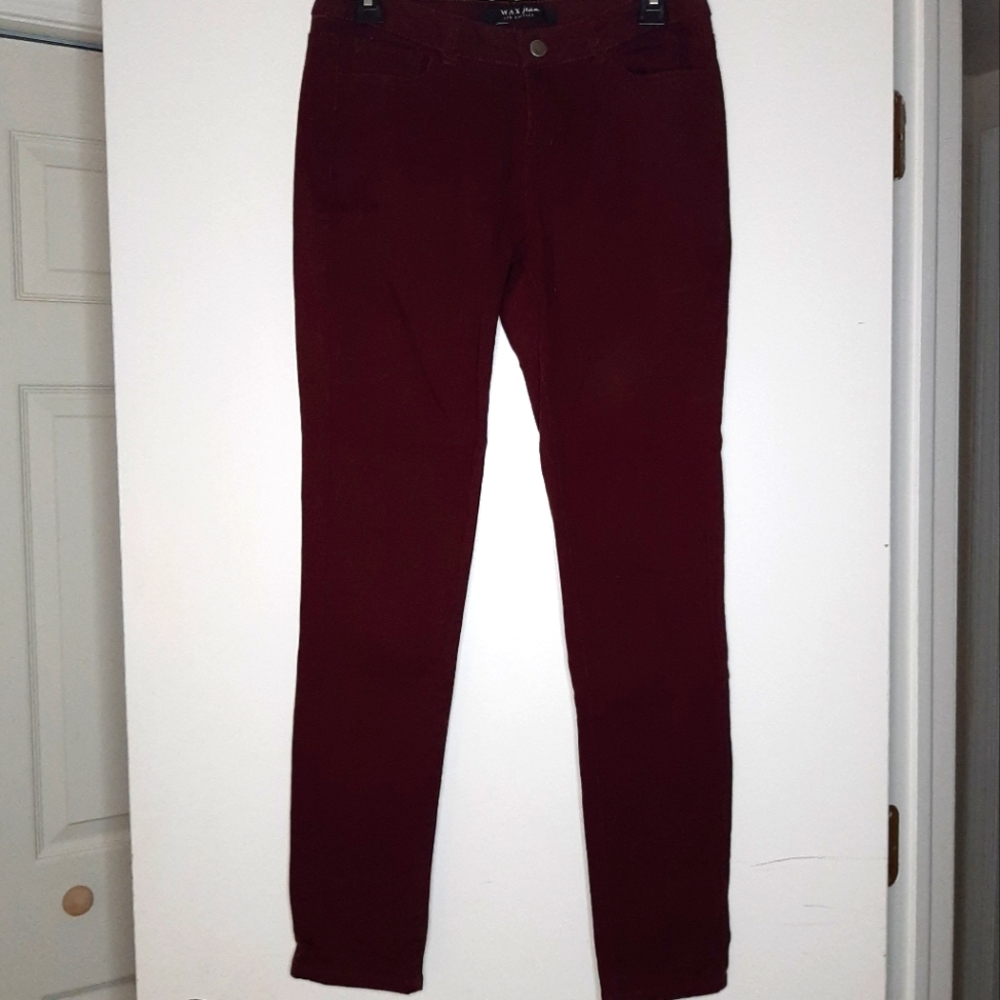 Red Mid-Rise Skinny Jeans (size 5)